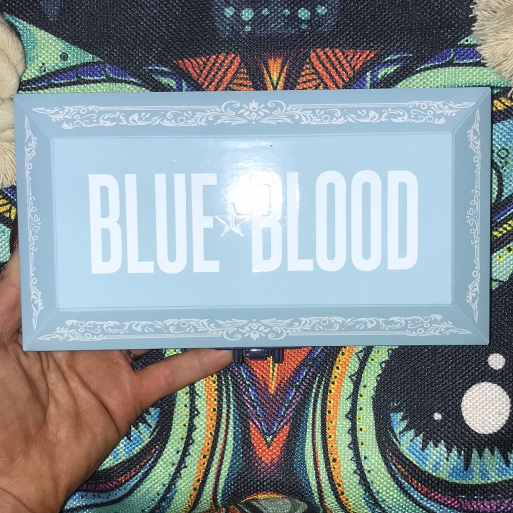 Jeffree Star Blue Blood Pallet